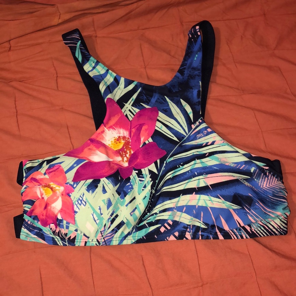 Bikini top
